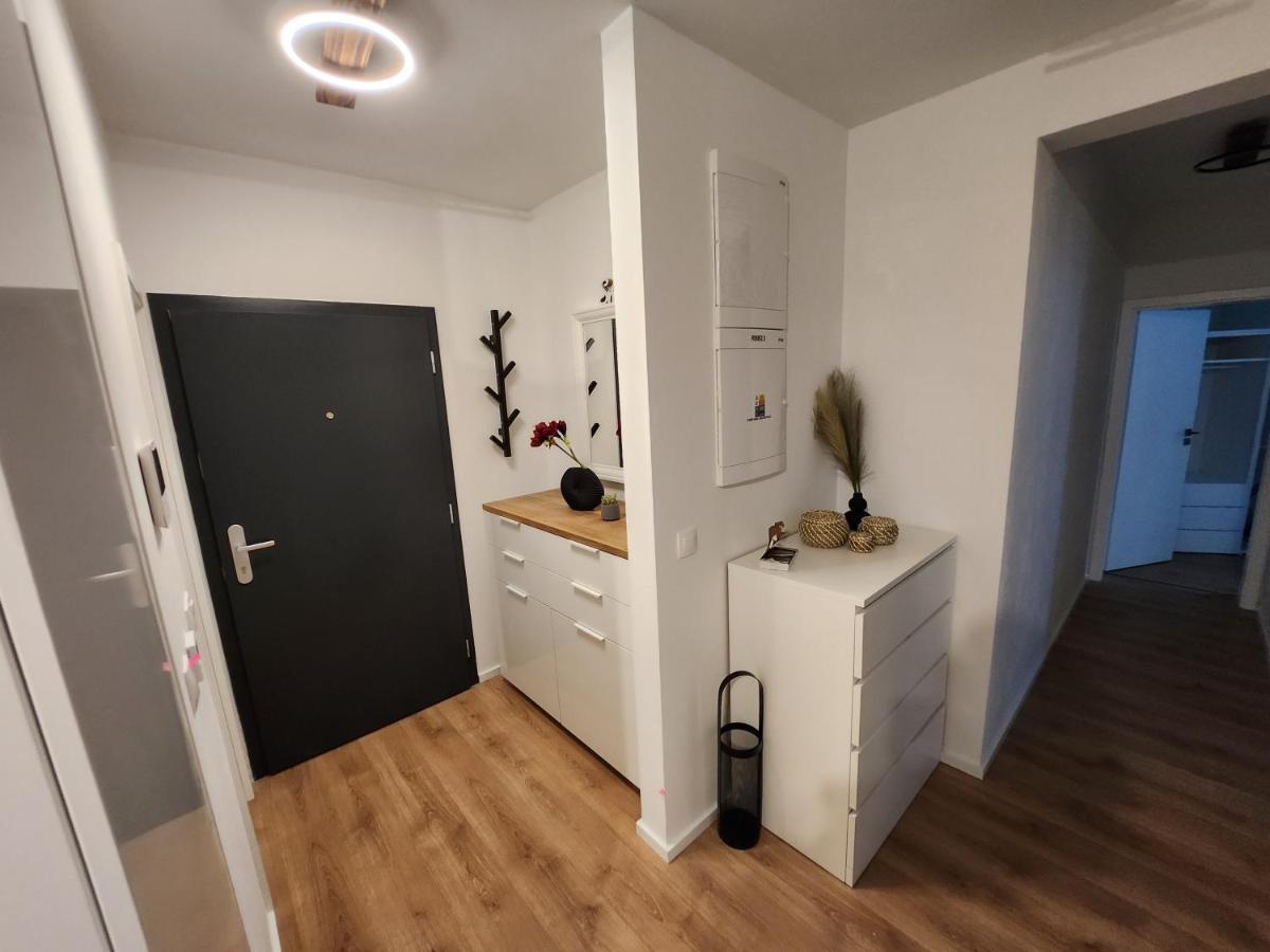 Mickey Apartment Old Town Bratislava Bagian luar foto